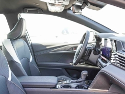 Toyota Camry SE (Natl) 2026