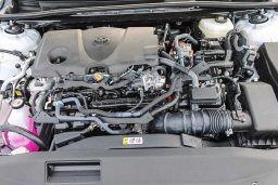 Toyota Camry SE (Natl) 2026