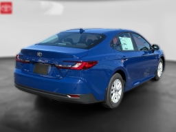 Toyota Camry LE (Natl) 2026