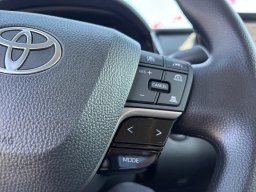Toyota Camry LE (Natl) 2026