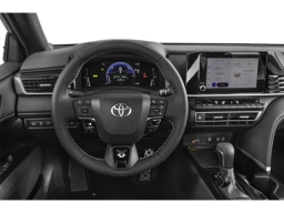 Toyota Camry SE (Natl) 2026