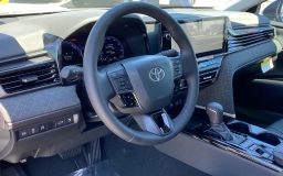 Toyota Camry XLE (Natl) 2026