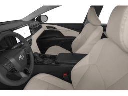 Toyota Camry XLE (Natl) 2026