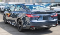 Toyota Camry SE (Natl) 2026