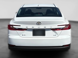 Toyota Camry LE (Natl) 2026