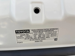 Toyota Camry LE (Natl) 2026