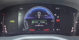 Toyota Camry SE (Natl) 2026