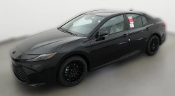 Toyota Camry LE (Natl) 2026