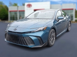 Toyota Camry SE (Natl) 2026