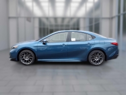 Toyota Camry SE (Natl) 2026