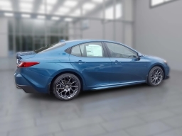 Toyota Camry SE (Natl) 2026