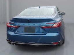 Toyota Camry SE (Natl) 2026
