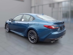 Toyota Camry SE (Natl) 2026