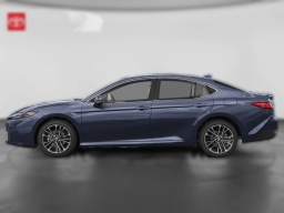 Toyota Camry XLE (Natl) 2026