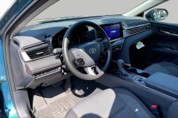 Toyota Camry LE (Natl) 2026