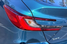 Toyota Camry LE (Natl) 2026