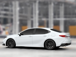 Toyota Camry SE (Natl) 2026