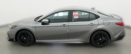 Toyota Camry SE (Natl) 2026