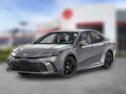 Toyota Camry SE (Natl) 2026