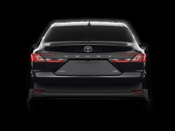 Toyota Camry LE (SE) 2026
