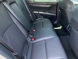 Toyota Camry XLE (Natl) 2026