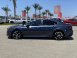 Toyota Camry XLE (Natl) 2026