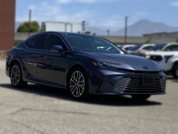 Toyota Camry XLE (Natl) 2026