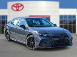 Toyota Camry SE (Natl) 2026