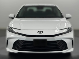 Toyota Camry LE (Natl) 2026