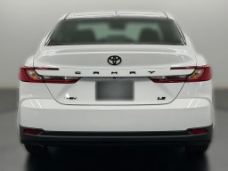 Toyota Camry LE (Natl) 2026