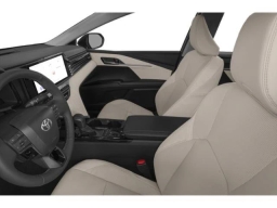 Toyota Camry XLE (Natl) 2026