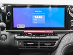 Toyota Camry XLE (Natl) 2026