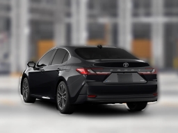 Toyota Camry XLE (Natl) 2026