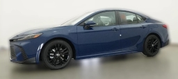 Toyota Camry SE (Natl) 2026