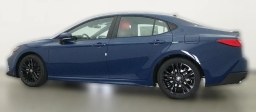 Toyota Camry SE (Natl) 2026