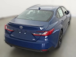 Toyota Camry SE (Natl) 2026
