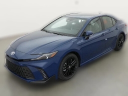 Toyota Camry SE (Natl) 2026
