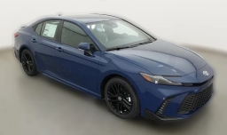Toyota Camry SE (Natl) 2026