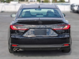 Toyota Camry SE (Natl) 2026