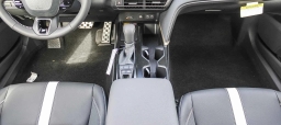 Toyota Camry SE (Natl) 2026