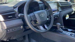 Toyota Camry LE (Natl) 2026