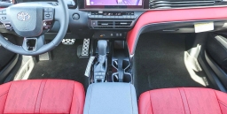 Toyota Camry XSE (Natl) 2026