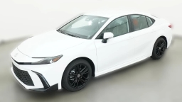Toyota Camry SE (Natl) 2026