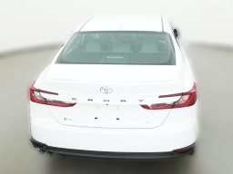 Toyota Camry SE (Natl) 2026