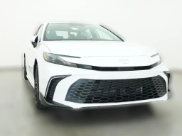 Toyota Camry SE (Natl) 2026
