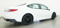 Toyota Camry SE (Natl) 2026