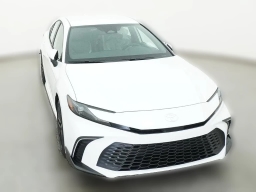 Toyota Camry SE (Natl) 2026