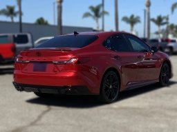 Toyota Camry Nightshade (Natl) 2026
