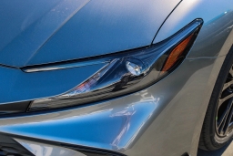 Toyota Camry SE (Natl) 2026