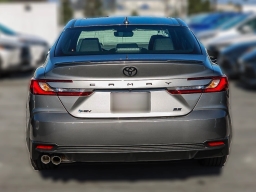 Toyota Camry SE (Natl) 2026